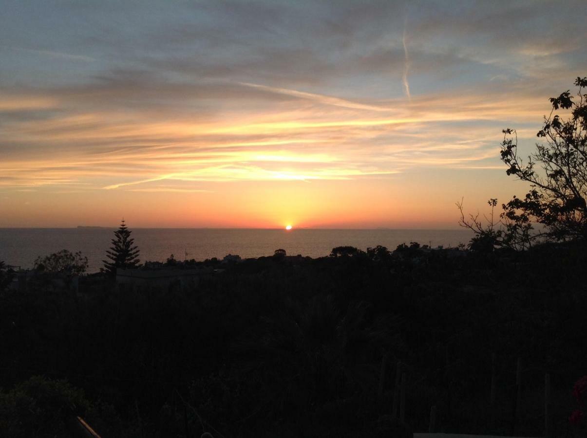 La Terrazzina Sul Tramonto Bed & Breakfast Forio di Ischia Екстериор снимка