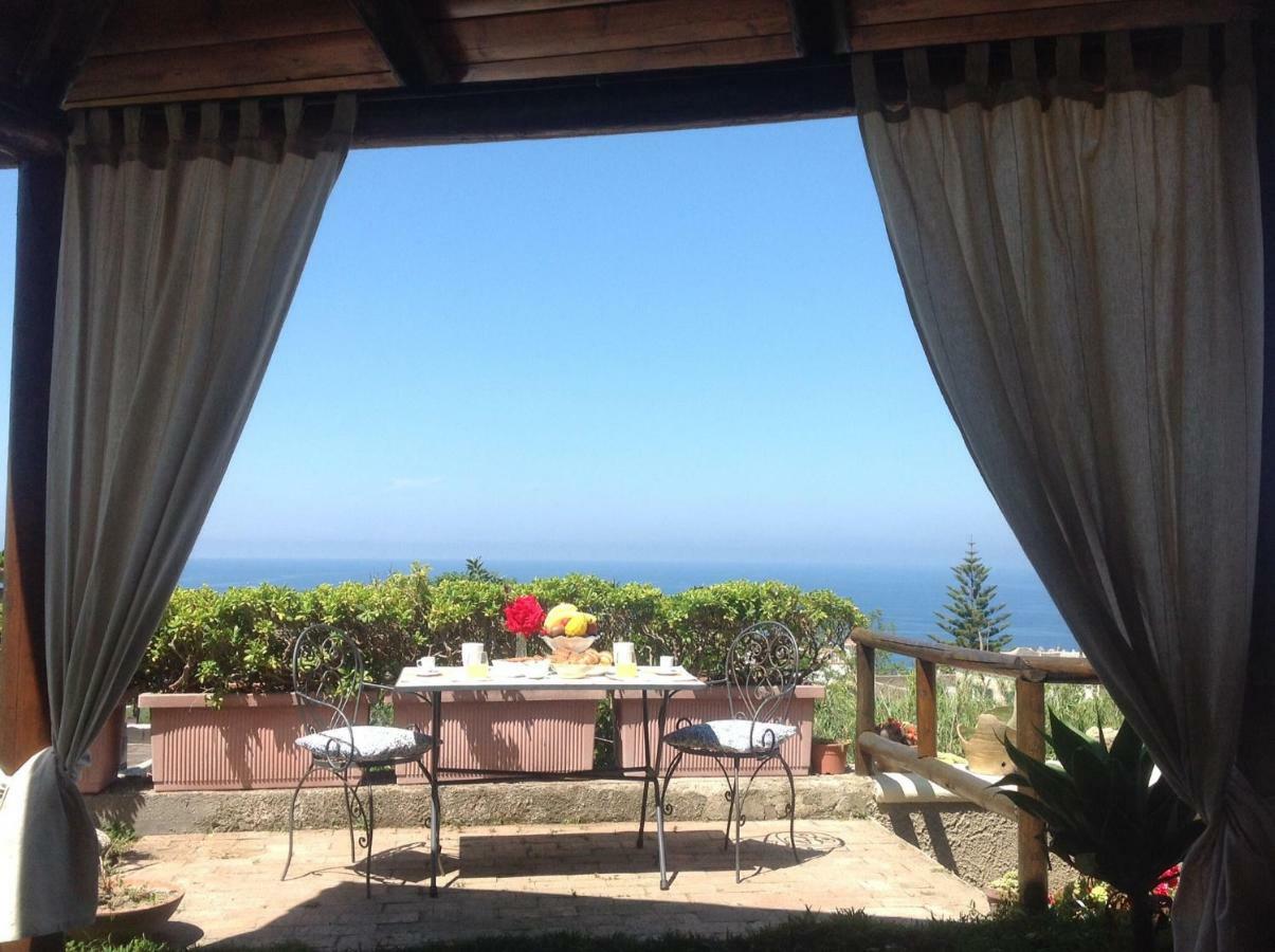 La Terrazzina Sul Tramonto Bed & Breakfast Forio di Ischia Екстериор снимка